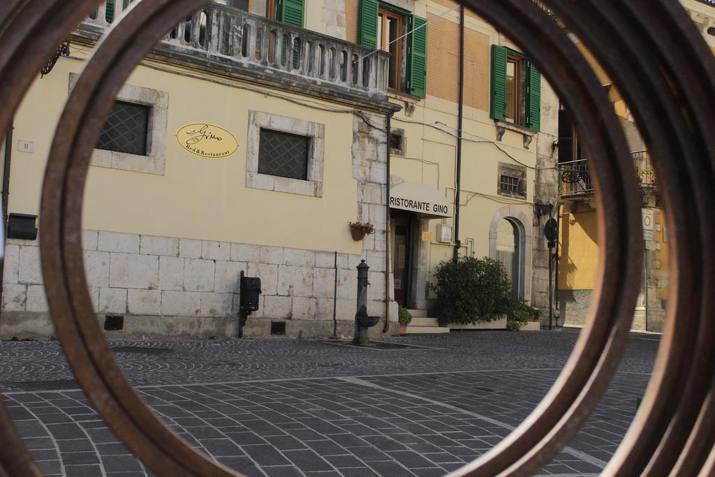 La Locanda Di Gino Сулмона Екстериор снимка