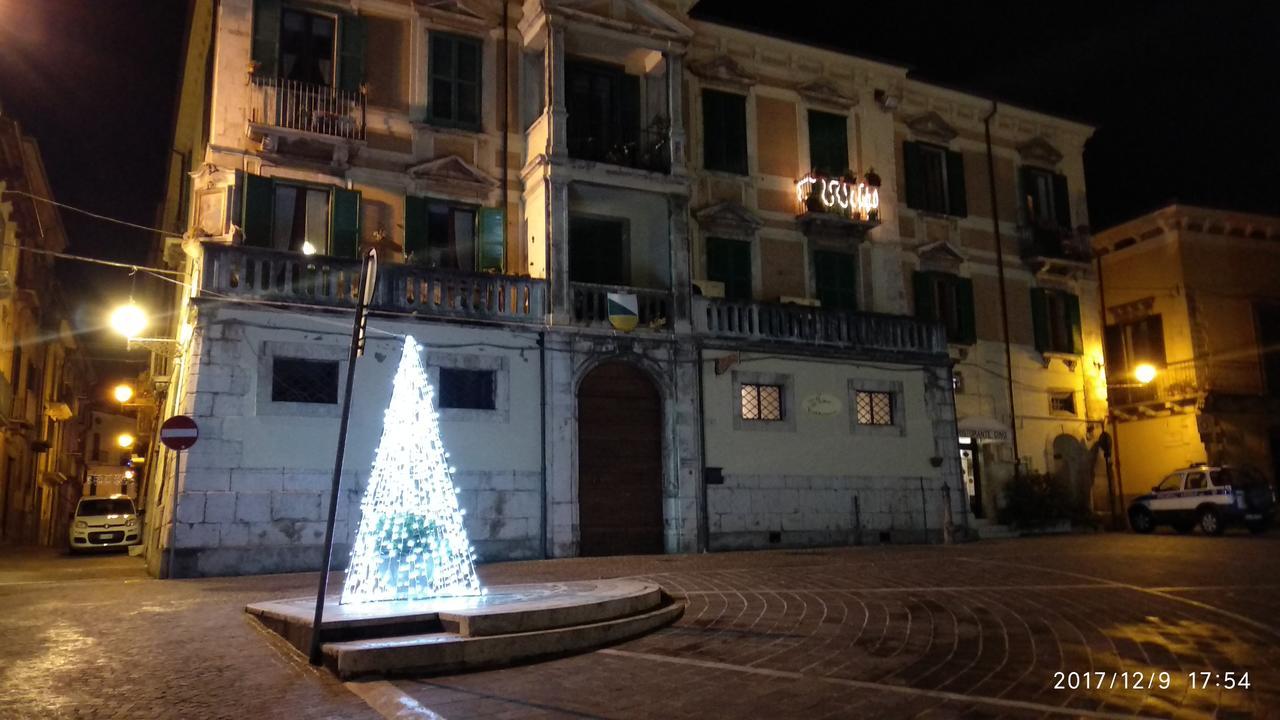 La Locanda Di Gino Сулмона Екстериор снимка